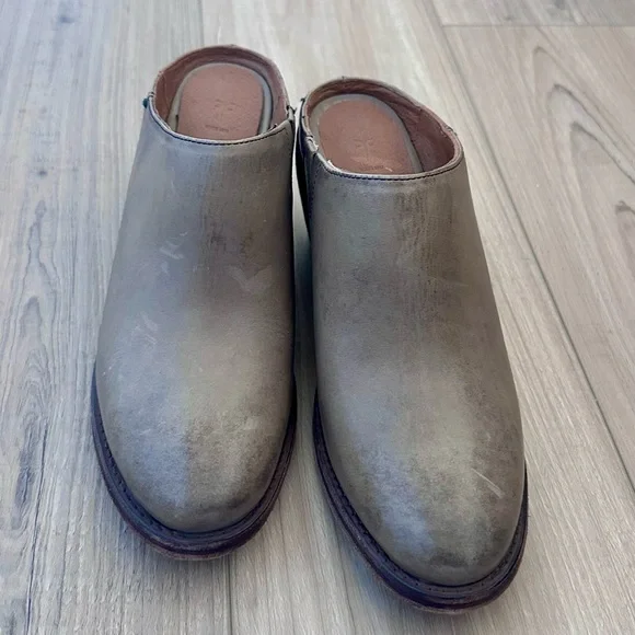 Frye Rosalia Leather Mule Slip-On - Picture 2 of 4